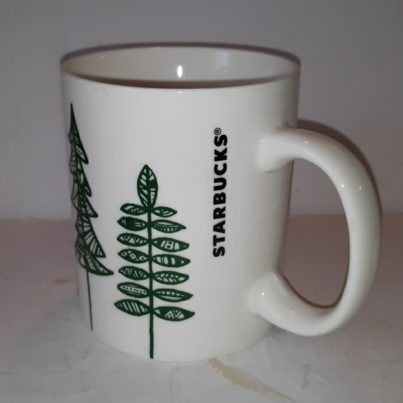 2015 Starbucks Christmas Tree 12oz mug - Picture 1 of 3